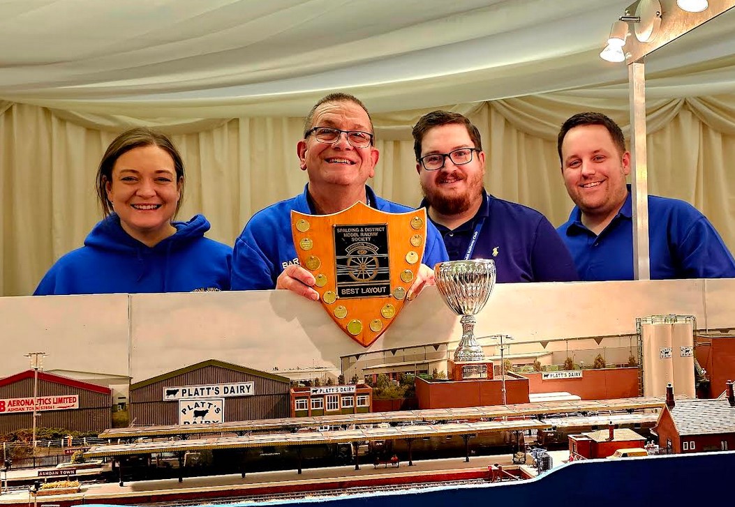 Model train service The Voice